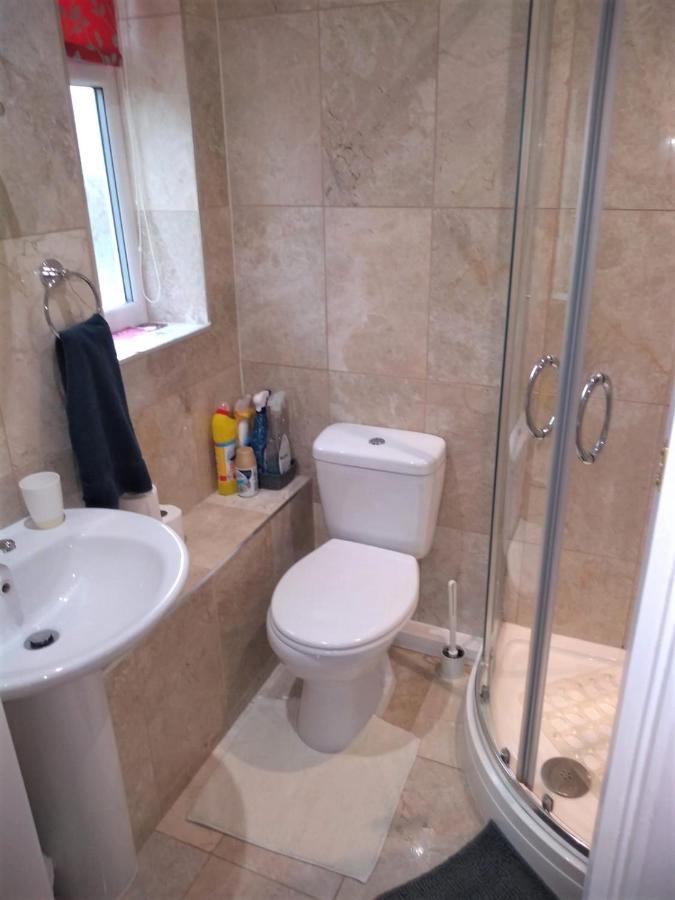 Smitten House 4 Bedroom Rhyl Ngoại thất bức ảnh